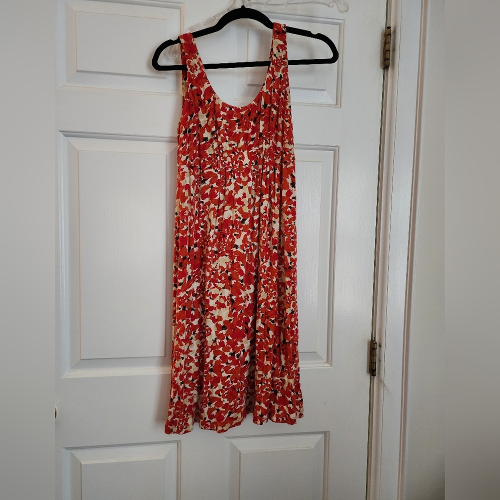 Cabi cute flowered red dress Size small